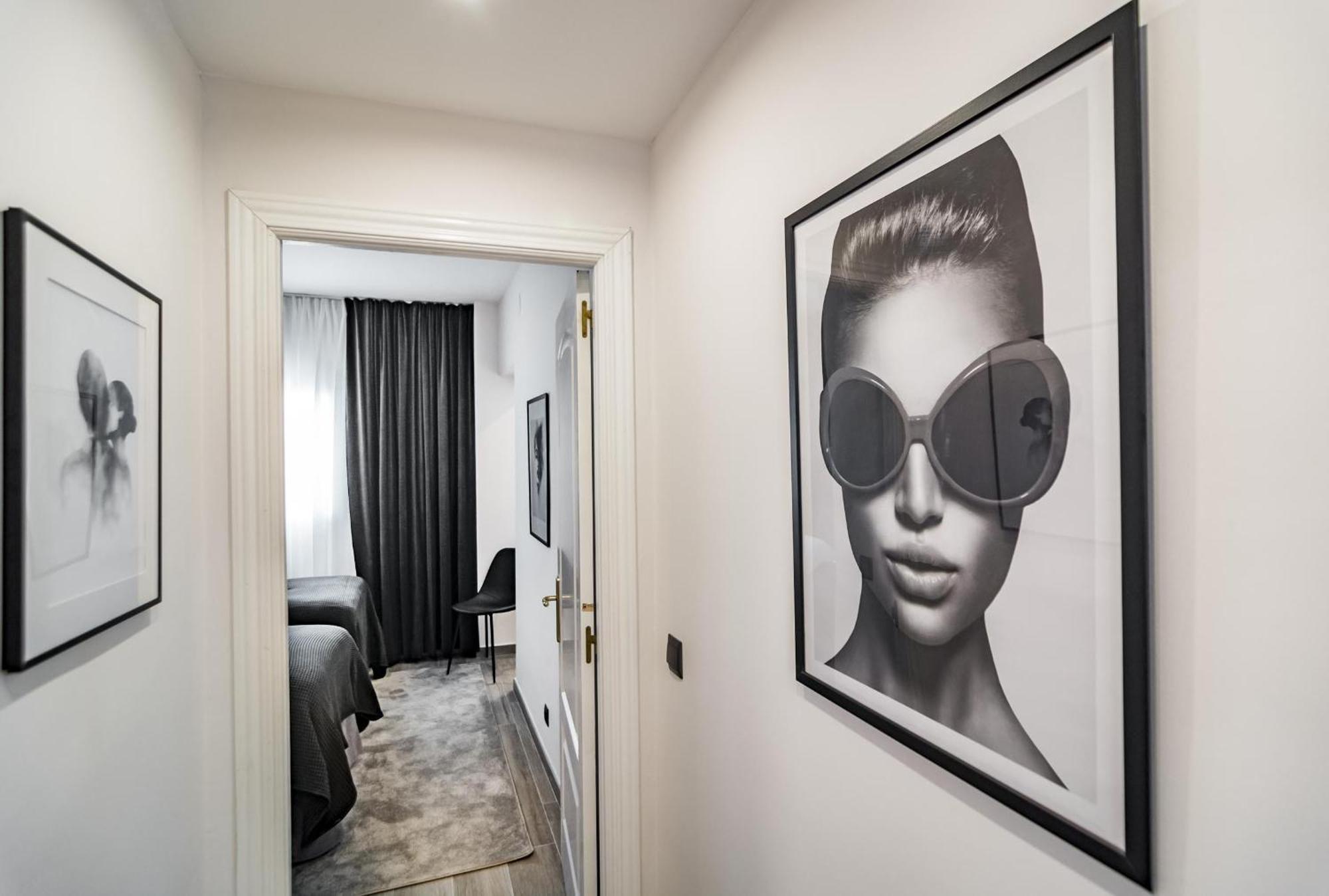Pr - Stunning Flat Front Line Beach Puerto Banus Marbella Esterno foto